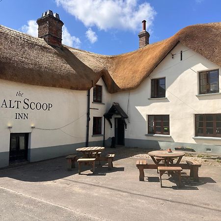 The Malt Scoop Inn Merton  外观 照片